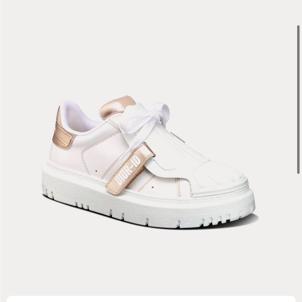 NEW IN BOX, Dior ID Sneaker in Gold. Size 39.5